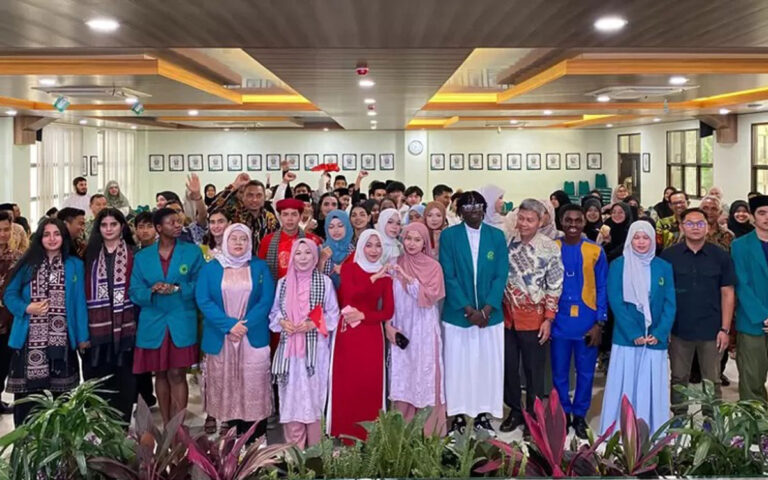 Unwahas Bangun Pendidikan Global, Sambut Mahasiswa Asing 7 Negara