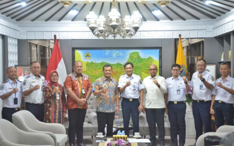 Pemprov Jateng-PT KAI Berencana Bangun Stasiun Batang