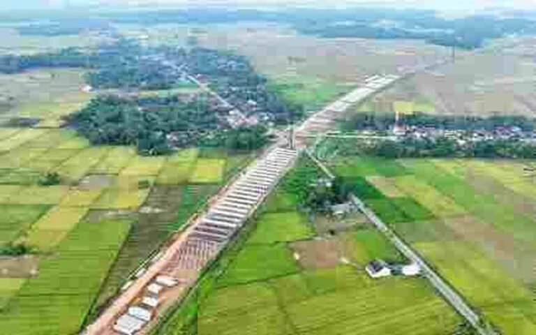 SIG Pasok 98.000 Ton Semen Untuk Proyek Ruas Tol Serang-Panimbang