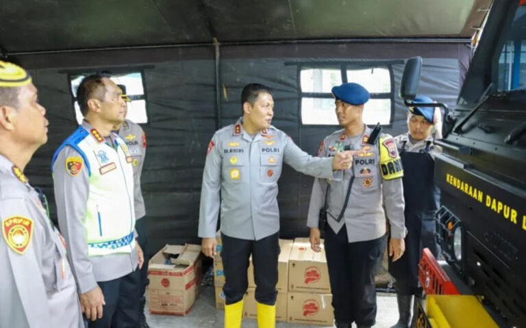 Kapolda Jateng Tinjau Wilayah Banjir Jalur Pantura