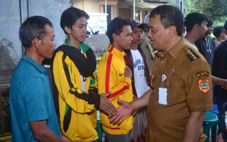 Evakuasi Longsor Situkung Banjarnegara Dikebut