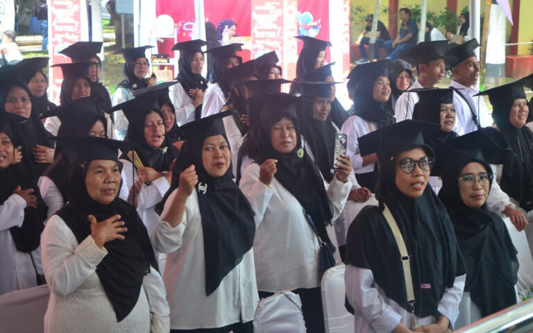 1.000 Keluarga Lulus Jadi PKH, Luthfi Dorong Kemandirian Warga