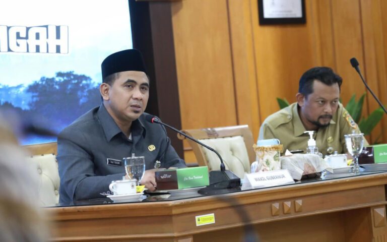 Kaji Wacana Enam Hari Sekolah, Jateng Libatkan Perguruan Tinggi