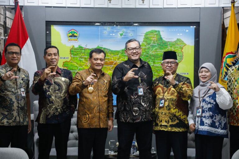 70% Badan Publik di Jawa Tengah Sudah Informatif