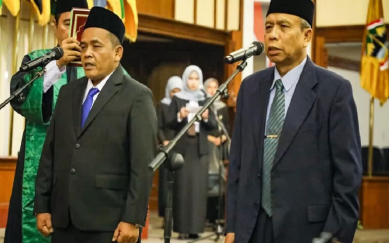 Rapat Paripurna PAW, DPRD Jateng Lantik Subandi PR dan Moehammad Noer Dhuha
