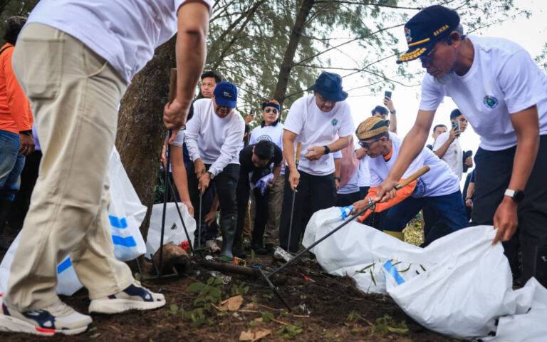 Gerakan Jawa Tengah ASRI Disambut Antusias Berbagai Elemen