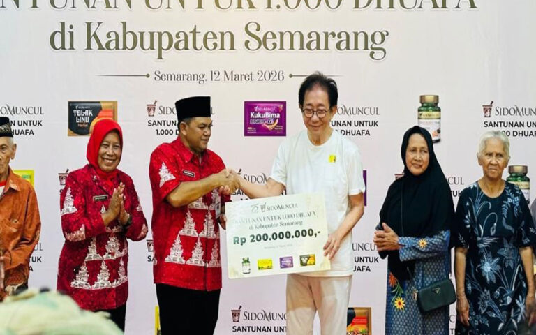 Sido Muncul Berikan Santunan Untuk 1.000 Dhuafa di Kabupaten Semarang