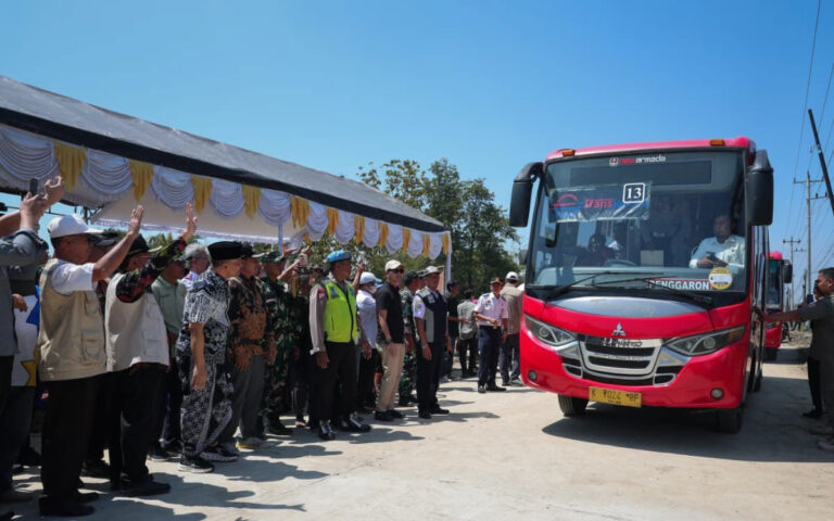 Perbaikan Jalan Pasca Banjir Selesai, Jalur Semarang-Godong Normal