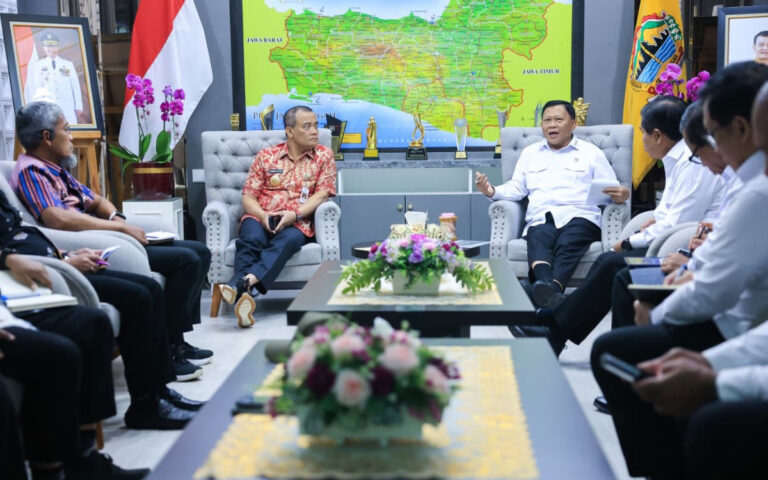 Pembangunan Giant Sea Wall di Jateng Direncanakan Capai 274,7 Kilometer