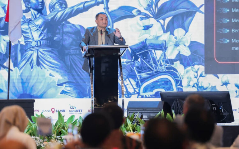 Dorong Ekonomi Kerakyatan, Luthfi Minta Bank Jateng Prioritaskan KUR