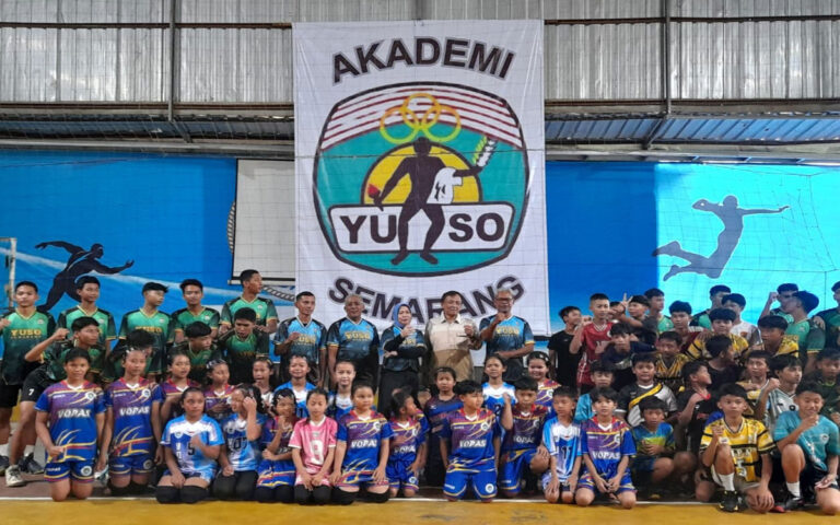 Perkuat Pembinaan Atlet Muda, Akademi Bola Voli Yuso Semarang Resmi Dibuka