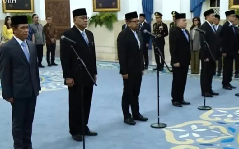 Rombak Kabinet, Presiden Prabowo Lantik Enam Pejabat Baru