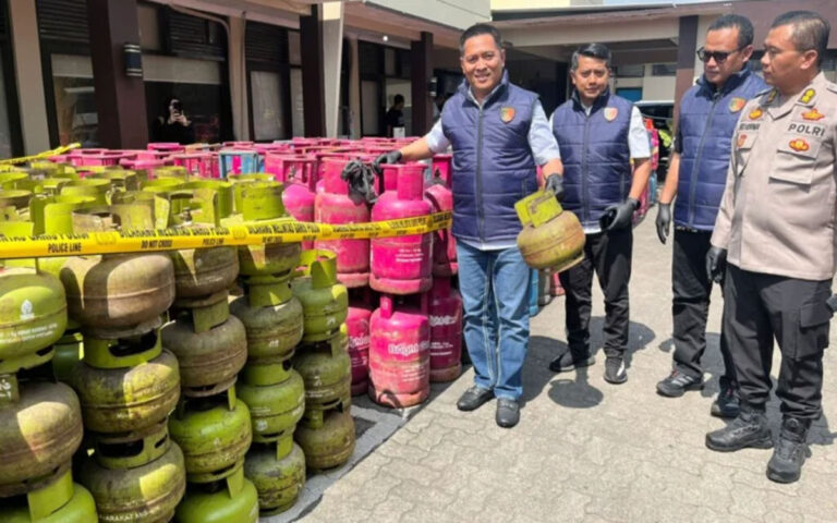 Polda Jateng Bongkar Praktik Pengoplos Gas LPG di Karanganyar