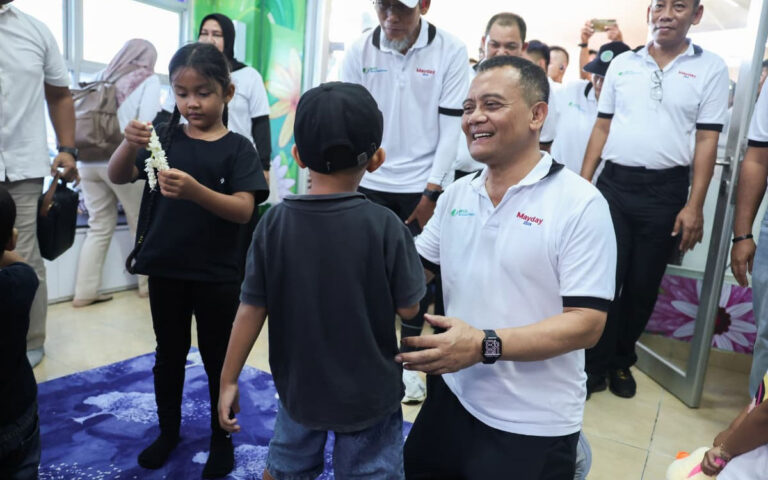 Fasilitasi Pengasuhan Anak Buruh, Luthfi Resmikan Daycare Tripartit Berdikari