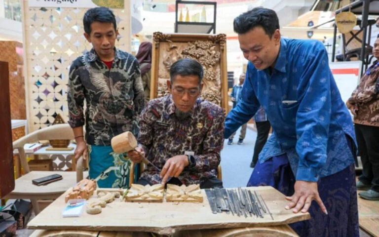 Investasi Jateng Tembus Rp 110 Triliun, Sektor Mikro Paling Tangguh