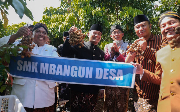 Luthfi Peringati Hardiknas di SMKN 1 Kedawung Sragen, Inilah Alasannya