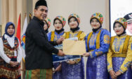 Raih Juara Internasional, Taj Yasin Apresiasi Prestasi Tim Ratoeh Jaroeh SMAN 4 Semarang