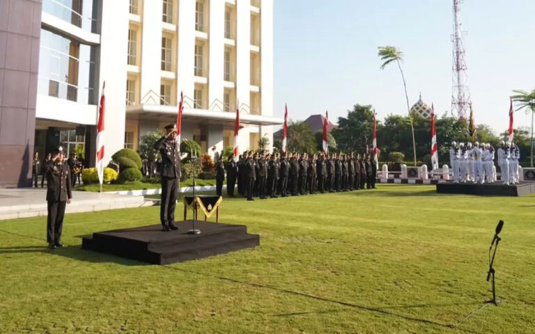 Kapolda Jateng Minta Anggota Polri Jangan Pernah Lelah Berbuat Baik Melayani Masyarakat
