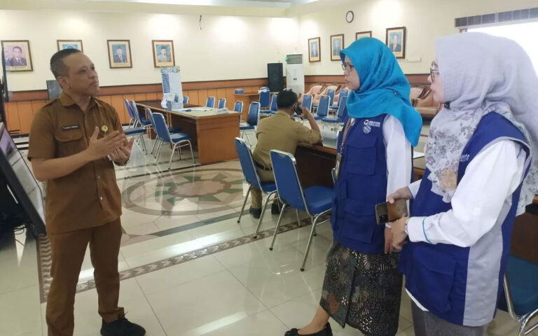 Ombudsman Jateng Tegaskan Larangan Penjualan Seragam Sekolah