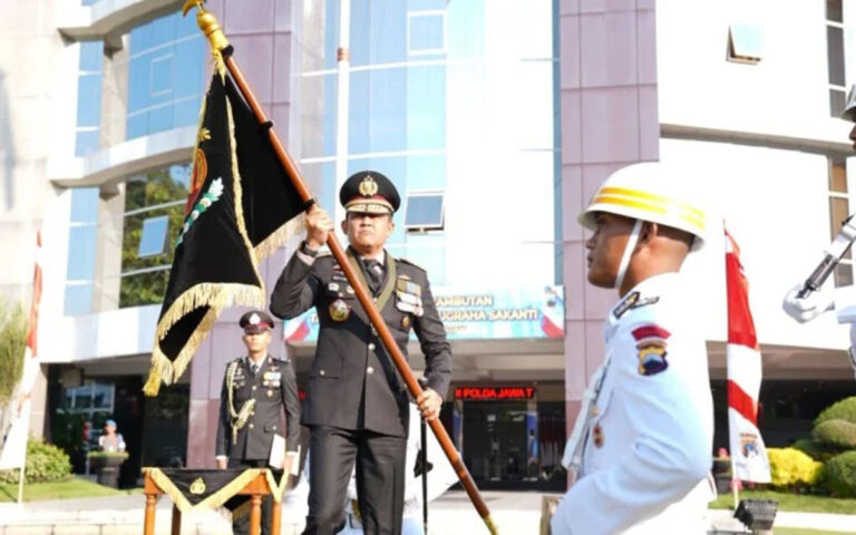Polda Jateng Gelar Upacara Penyambutan Tanda Kehormatan Nugraha Sakanti