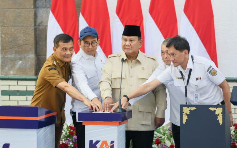 Presiden Prabowo Resmikan Revitalisasi Stasiun Semarang Tawang