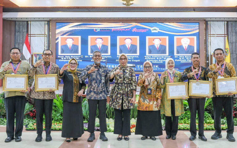 Tak Sekadar Lulus, Alumni PKN Jateng Diminta Bawa Perubahan Nyata