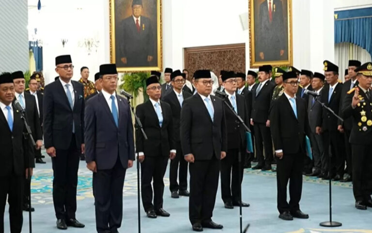 Prabowo Kembali Rombak Kabinet Merah Putih